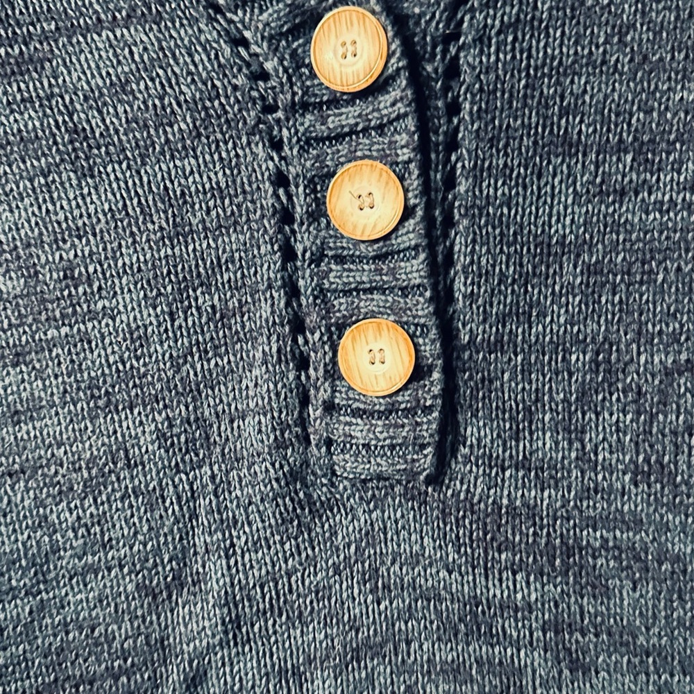 Natural Reflections Women's V-Neck Sweater - Dark Gray